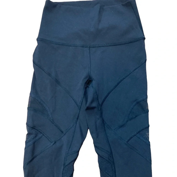 Lululemon Black 7/8 Length See-Thru Legging. Sz: 2 - Picture 8 of 9